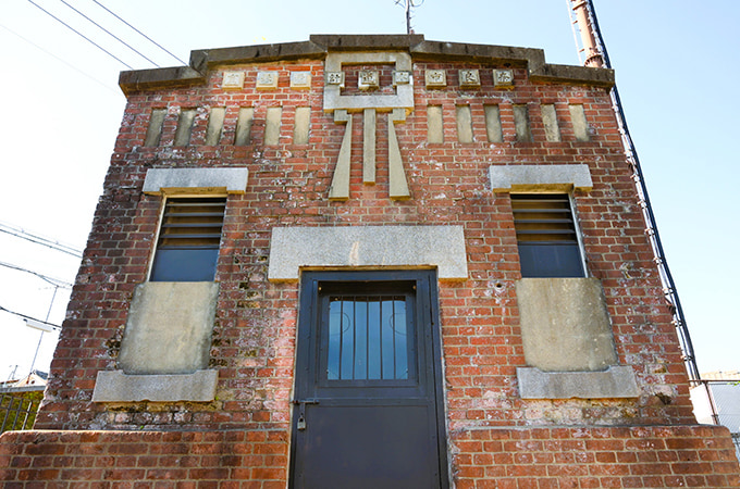 旧奈良市水道計量器室（奈良阪計量器室）