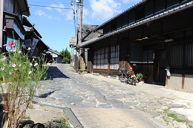 伊勢本街道・暗峠越えハイキング