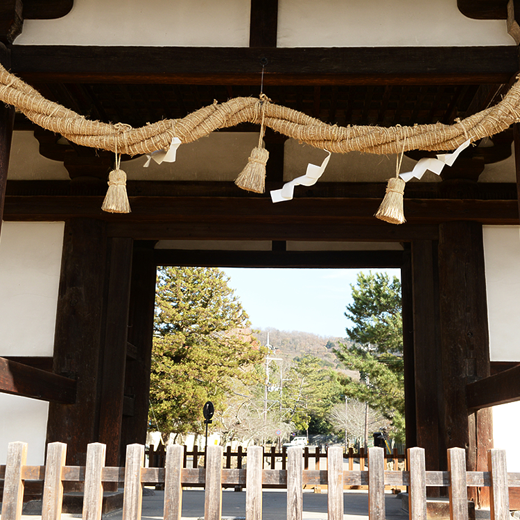 天平の“生き証人” 東大寺・転害門