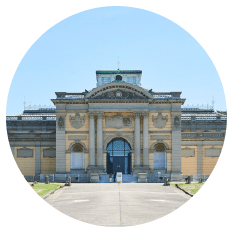 奈良国立博物館
